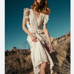 SOLD❤️❤️❤️NWT Cleobella Cherie Midi Dress